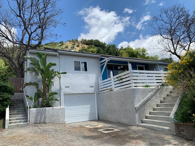 Building Photo - 6519 Tokay Rd