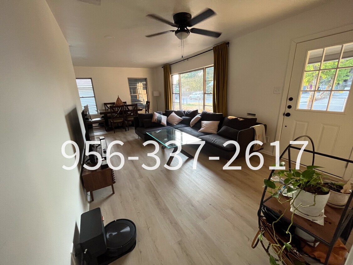 Foto principal - 832 Indiana St
