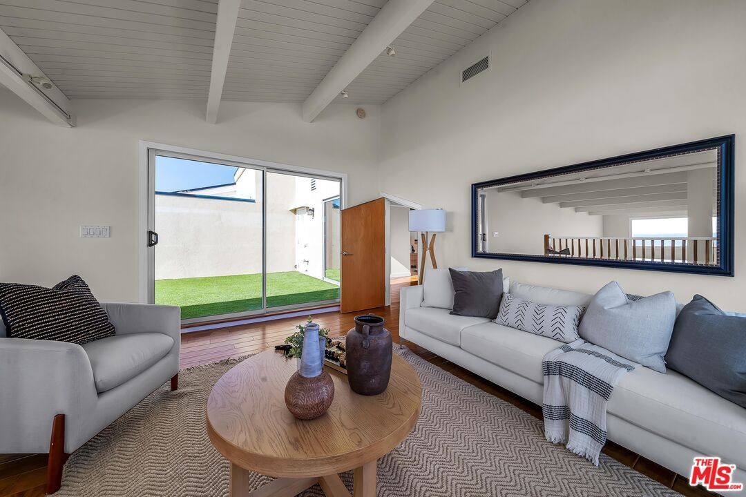 Photo - 4 Lighthouse St (Marina del Rey, CA)