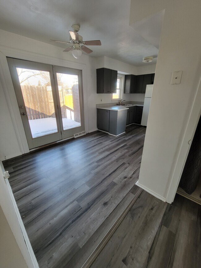 Foto del edificio - 1206 Lincoln Ave