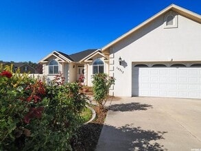 Building Photo - 10313 N 6530 W