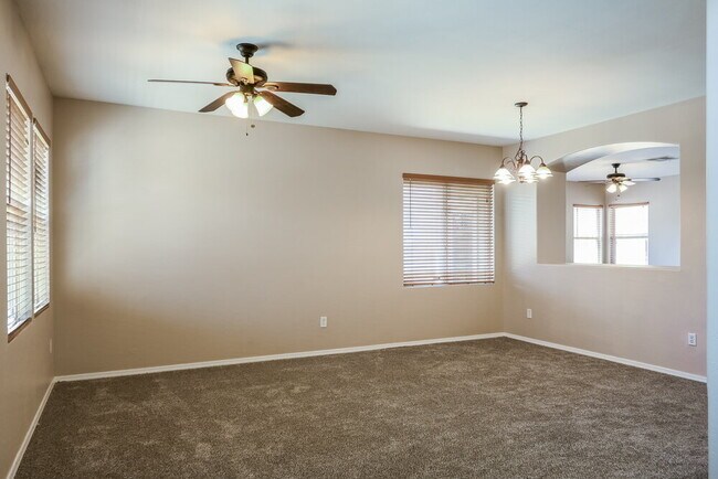 Building Photo - 3001 W Ferruccio Pl