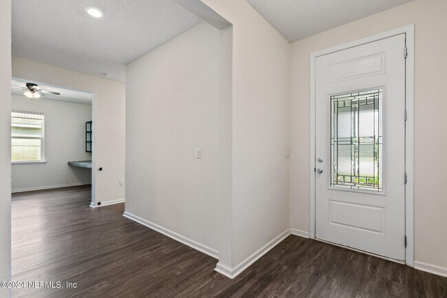Building Photo - 12277 Orange Grove Dr