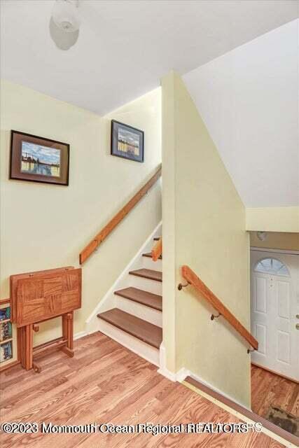 Building Photo - 603 Holly Dr