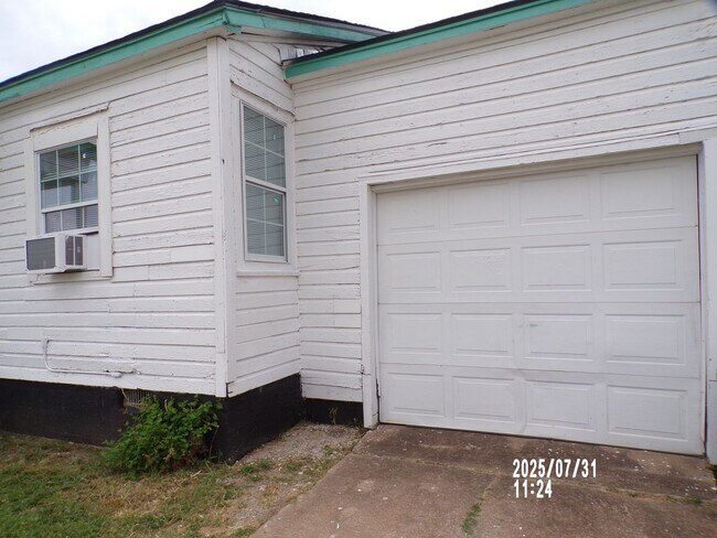 Building Photo - NEW listing-refinished hardwood floors, new laminate and paint throughout