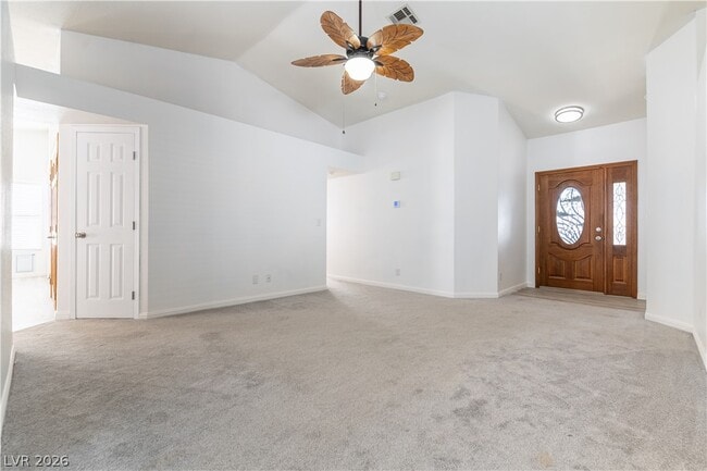 Building Photo - 826 Anchor Dr
