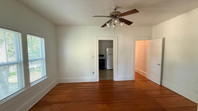 Foto del edificio - 715 Delaney Park Dr