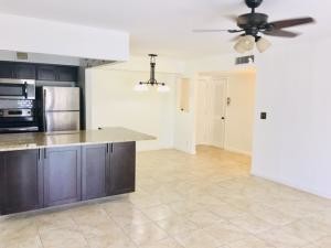 Building Photo - 2 Bed/2 Bath Condo in Deerfield Beach