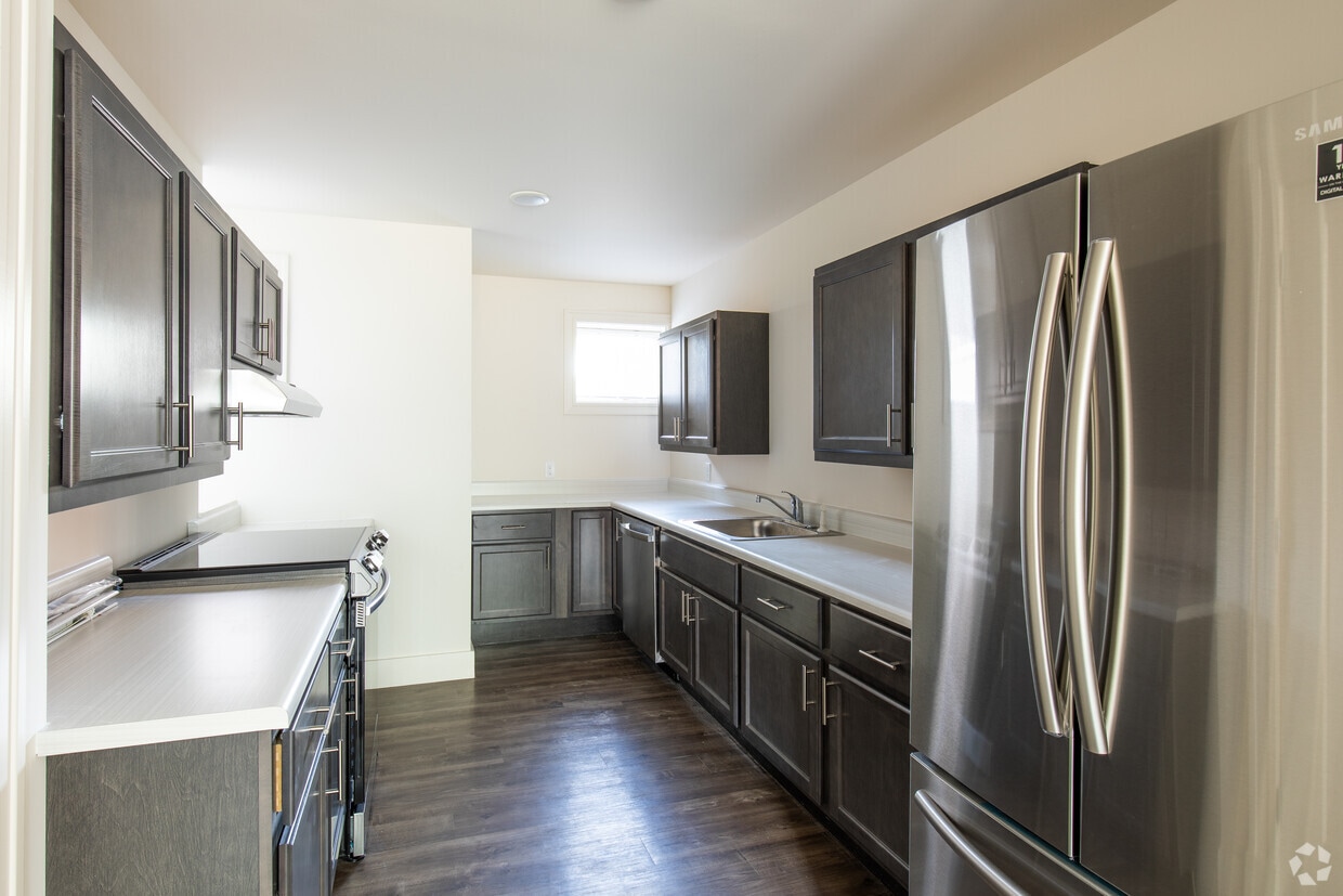 Primary Photo - Cabanne Apartments