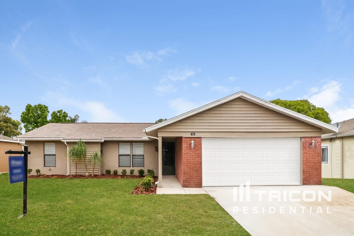 Primary Photo - 7845 Glencoe Dr