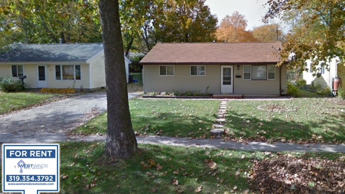 Primary Photo - $1,375| 3 Bedroom, 1 Bathroom House Availa...