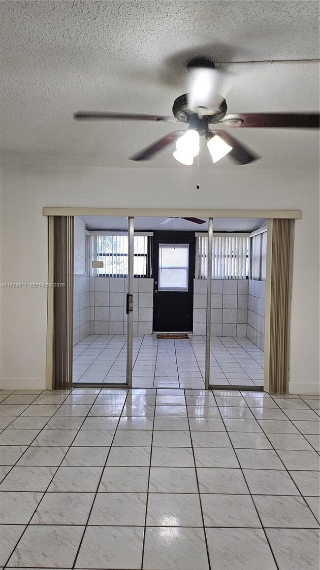 Building Photo - 10641 SW 108th Ave