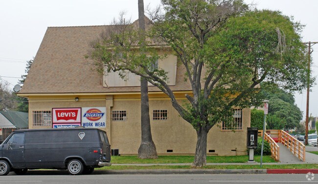 Foto del edificio - 3995 Inglewood Blvd