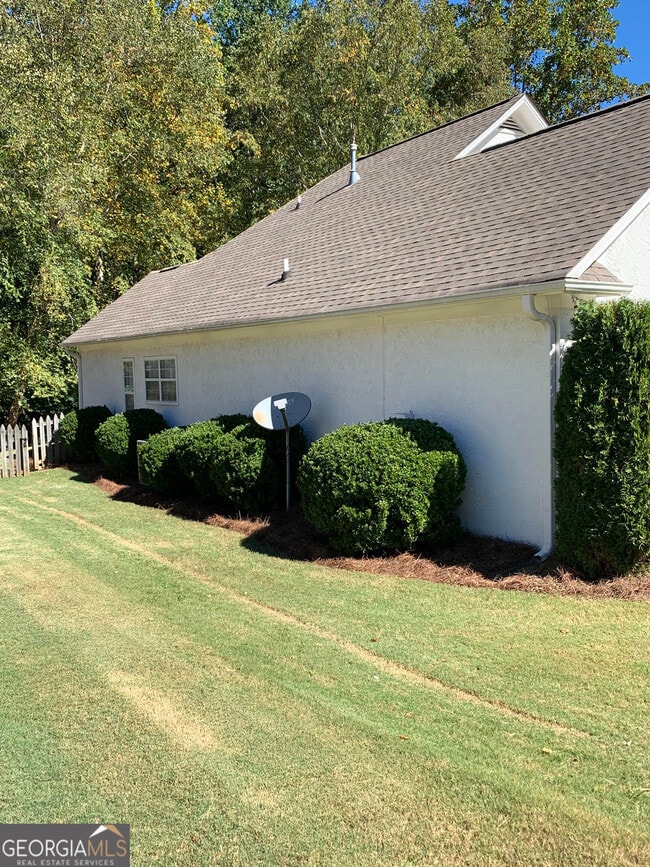 Building Photo - 312 Vendella Cir
