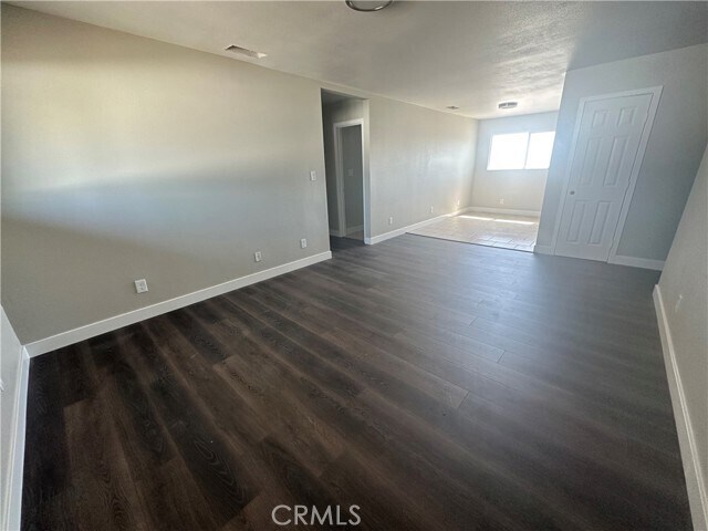 Foto del edificio - 82294 Valencia Ave