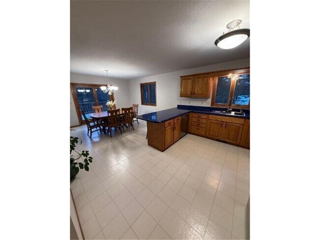 Foto del edificio - 1072 Buck Ridge