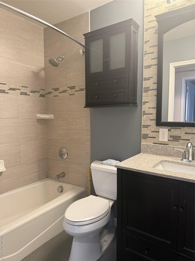 Building Photo - 8 McCullums Ln