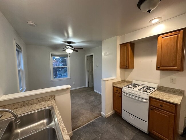 Foto del edificio - 3013 Glendale Ave