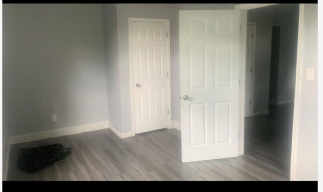 Photo - 3511-3511 Powhatan Ave Apartment