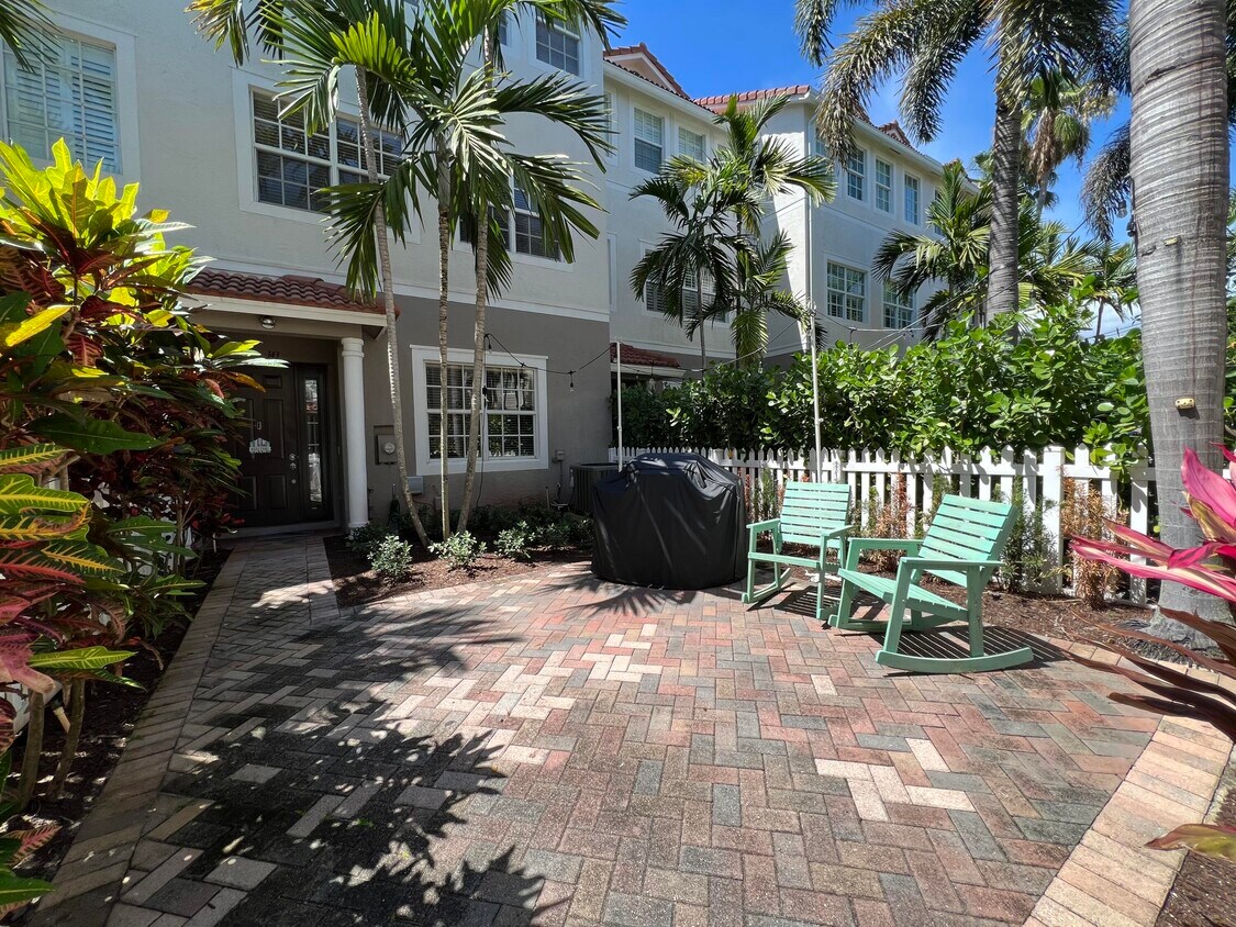 Primary Photo - 143 Ocean Cay Way