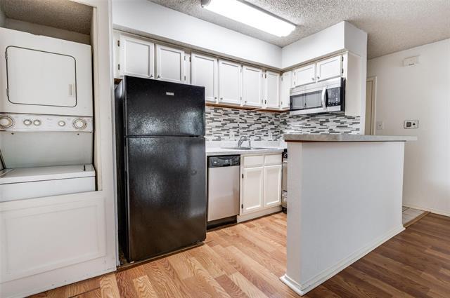 Building Photo - 2311 Basil Dr