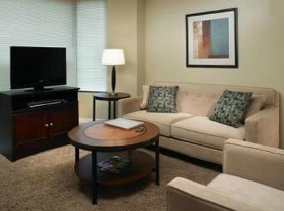 Living Area - Sheffield Village Apartments & Townhomes