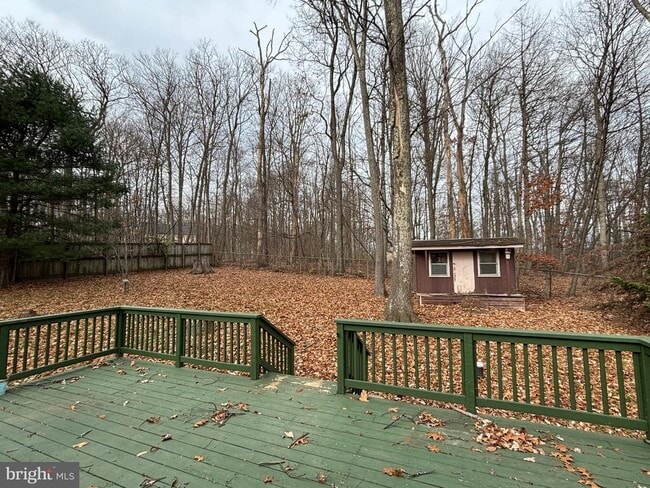 Building Photo - 2213 Green Haven Way