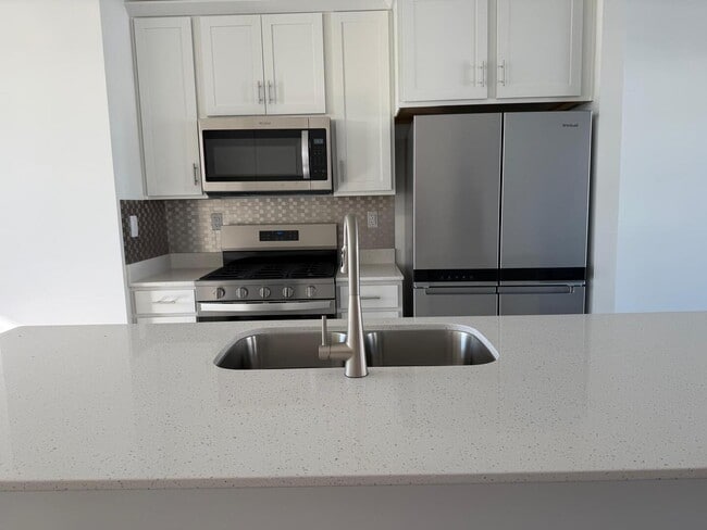 Building Photo - 2167 Yellowstone Blvd