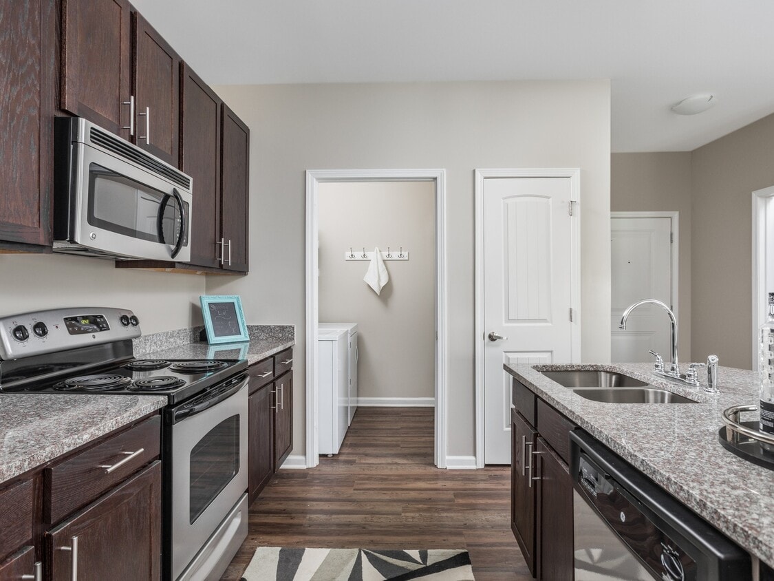Aston Apartments Wake Forest
