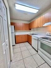 Building Photo - 415 Executive Center Dr