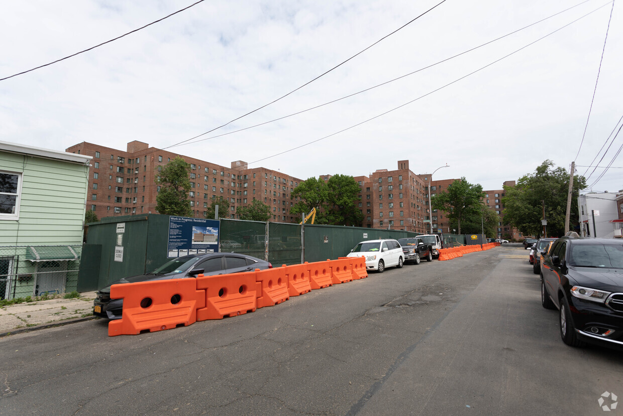 Foto principal - Parkchester Gardens