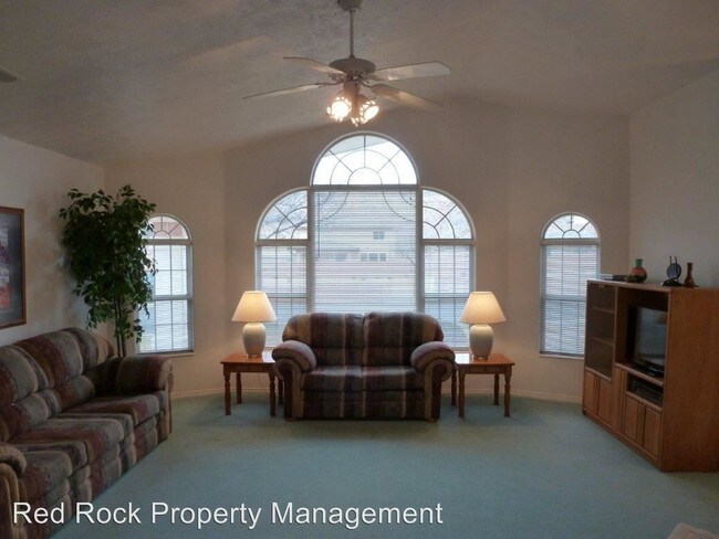 Building Photo - 2045 S 1400 E