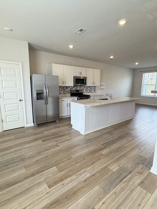 Foto principal - 2526 Drumwright Way