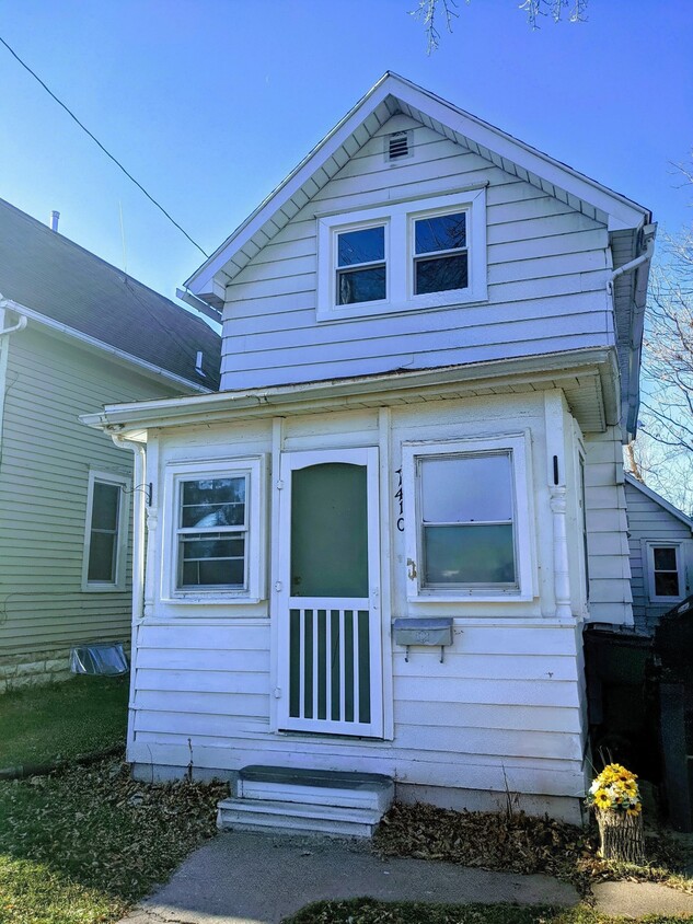Primary Photo - 1410 Hamilton St SW