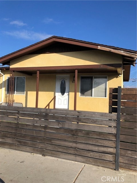 Building Photo - 847 W Gage Ave