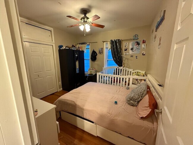 Foto del edificio - 852 Saratoga St