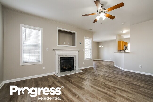 Building Photo - 6818 Spanglers Spring Way
