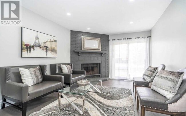 Photo du bâtiment - 45 Dellano St