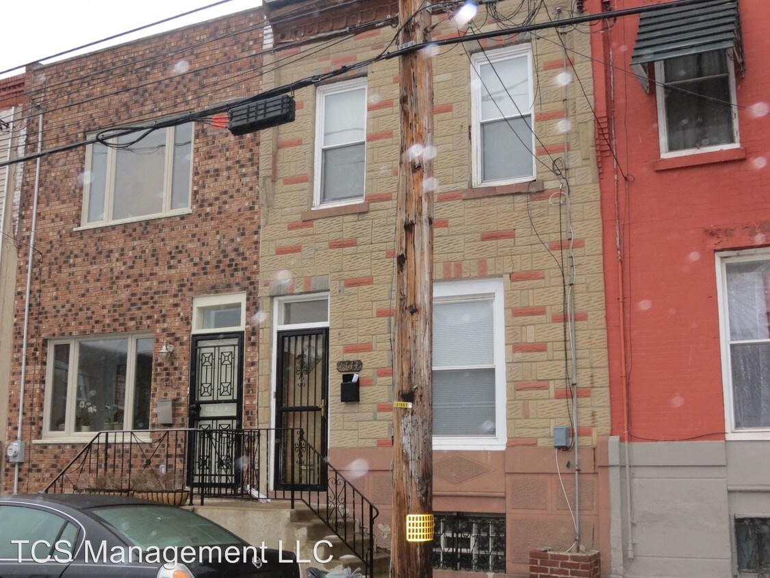 Primary Photo - 1444 S 21st St