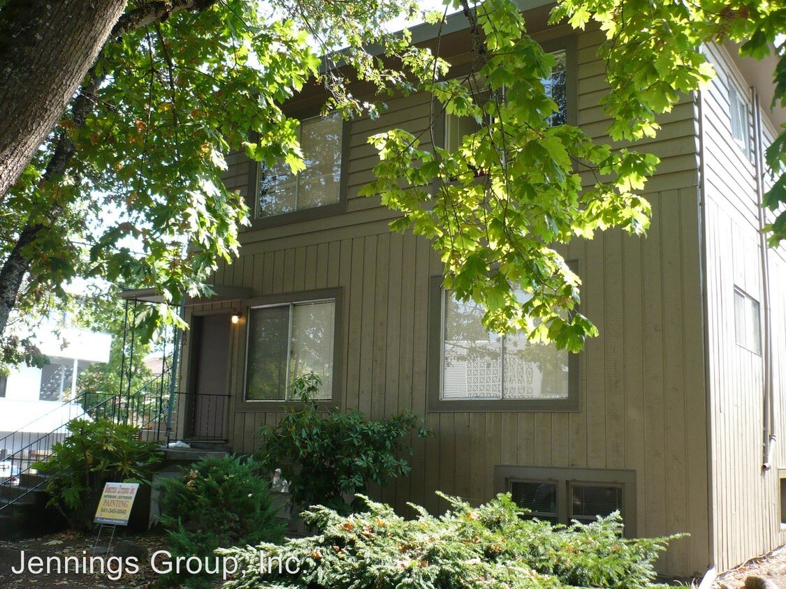 242 E 14th Ave Unit 15, Eugene, OR 97401 Apartment for Rent in Eugene, OR