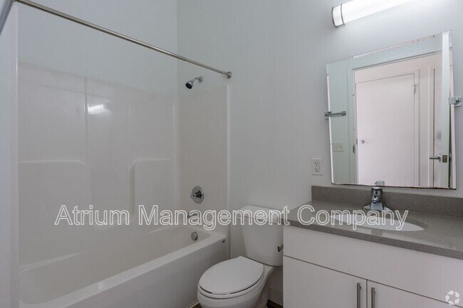 Foto del edificio - 106 S Foushee St