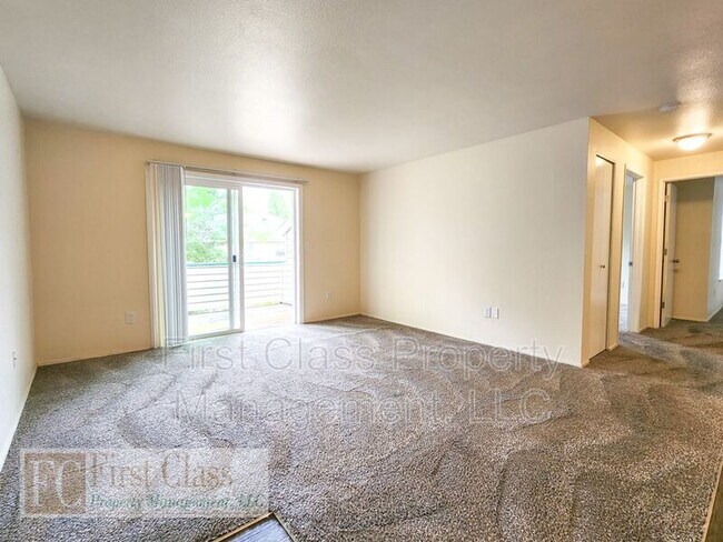Building Photo - 1285 NW 183rd Ave