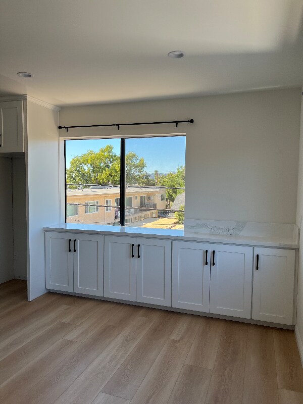 Foto del edificio - 419 S Verdugo Rd