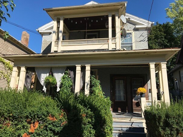Building Photo - 409 N Cayuga St