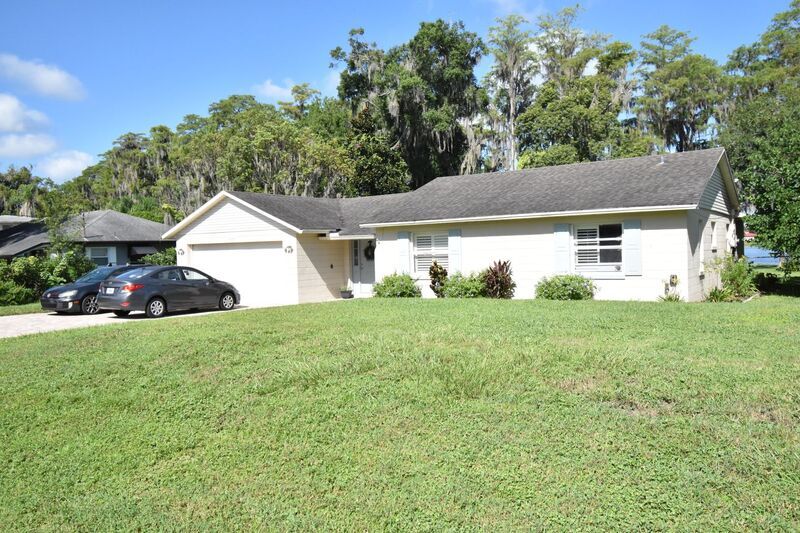 Primary Photo - 1620 Lake Downey Dr