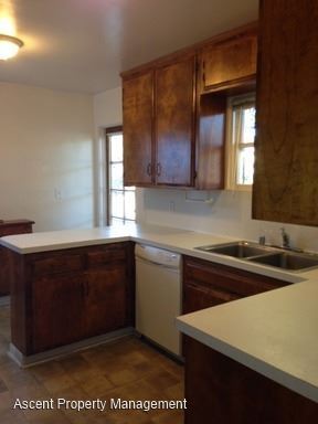 Building Photo - 3 br, 2 bath House - 1600 San Luis Rey Ave.