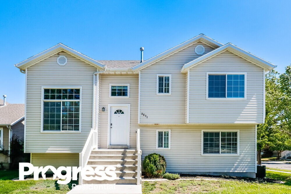 Foto principal - 3671 Blackhawk Rd