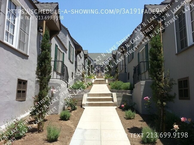 Building Photo - 442 N Lake St