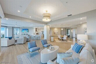 Building Photo - 4801 Island Pond Ct