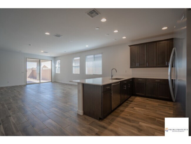 Building Photo - Unveil the Charm of this Captivating 3/2 S...
